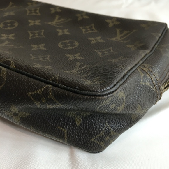 Louis Vuitton Monogram Truth Toilette Pochette Sku#83906 - Picture 4 of 12